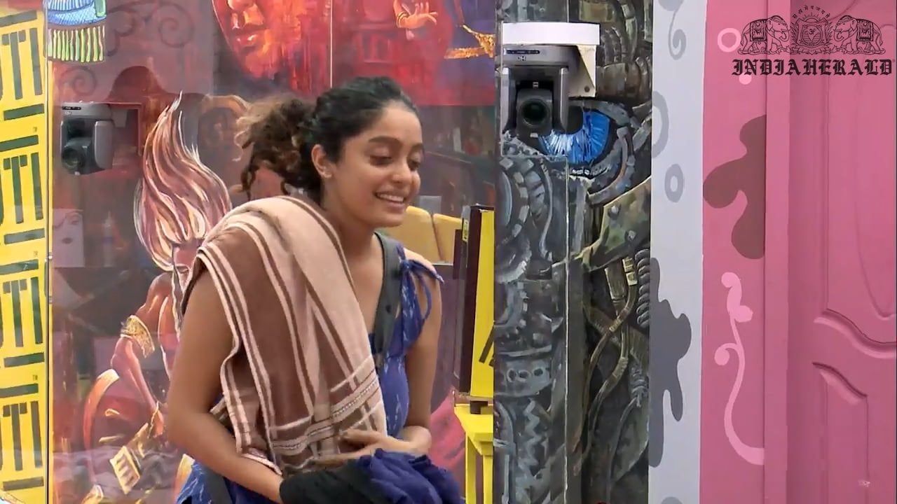 Bigg Boss Tamil Season 3 Day 29 Hot Stills Set 2