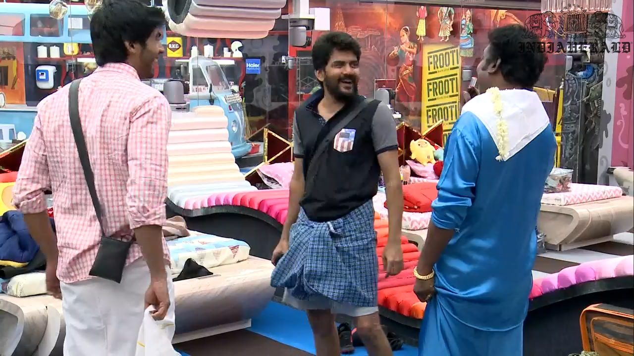 Bigg Boss Tamil Season 3 Day 30 Hot Stills Set 1