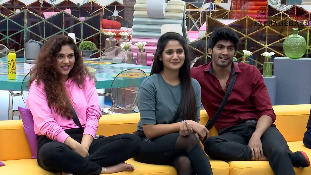 Bigg Boss Tamil Season 3 Day 30 Hot Stills Set 1