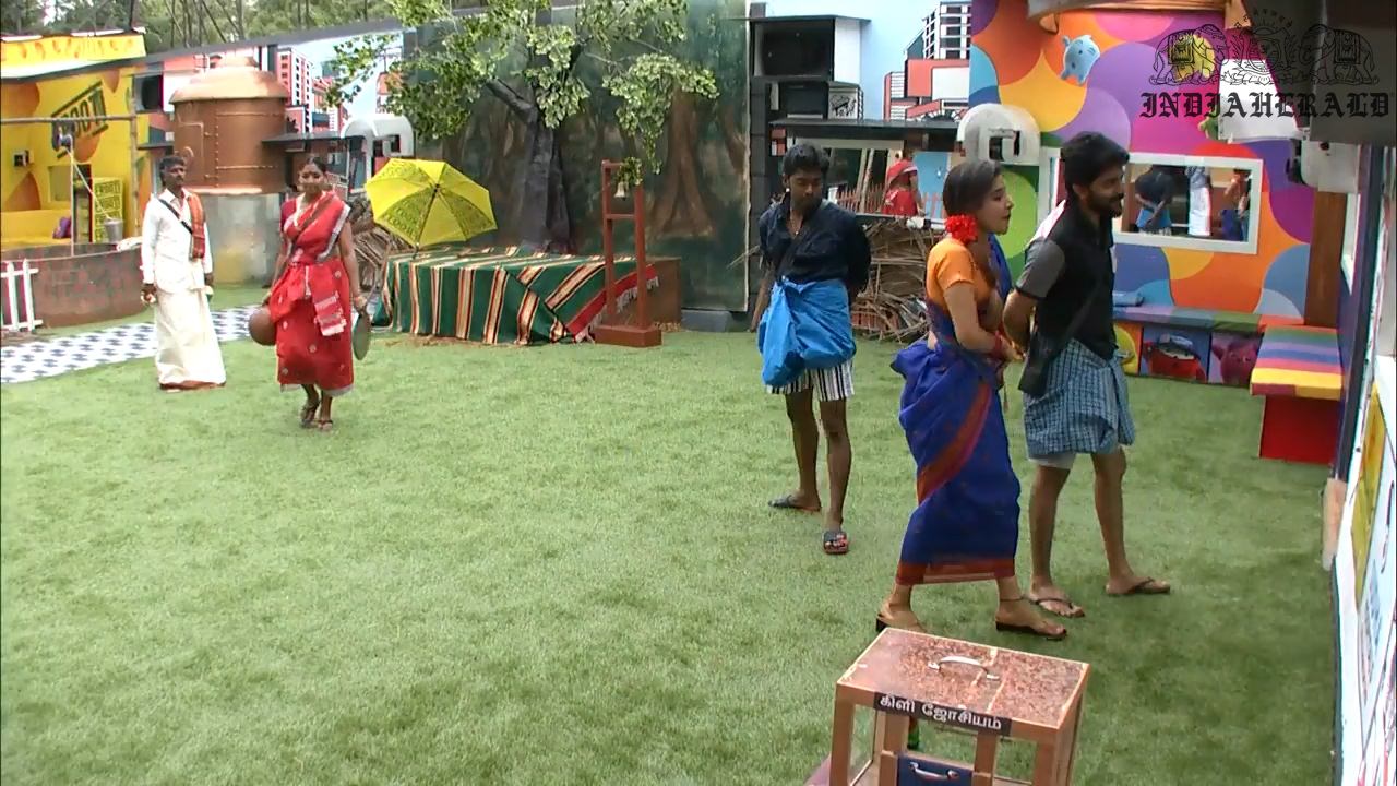 Bigg Boss Tamil Season 3 Day 30 Hot Stills Set 2