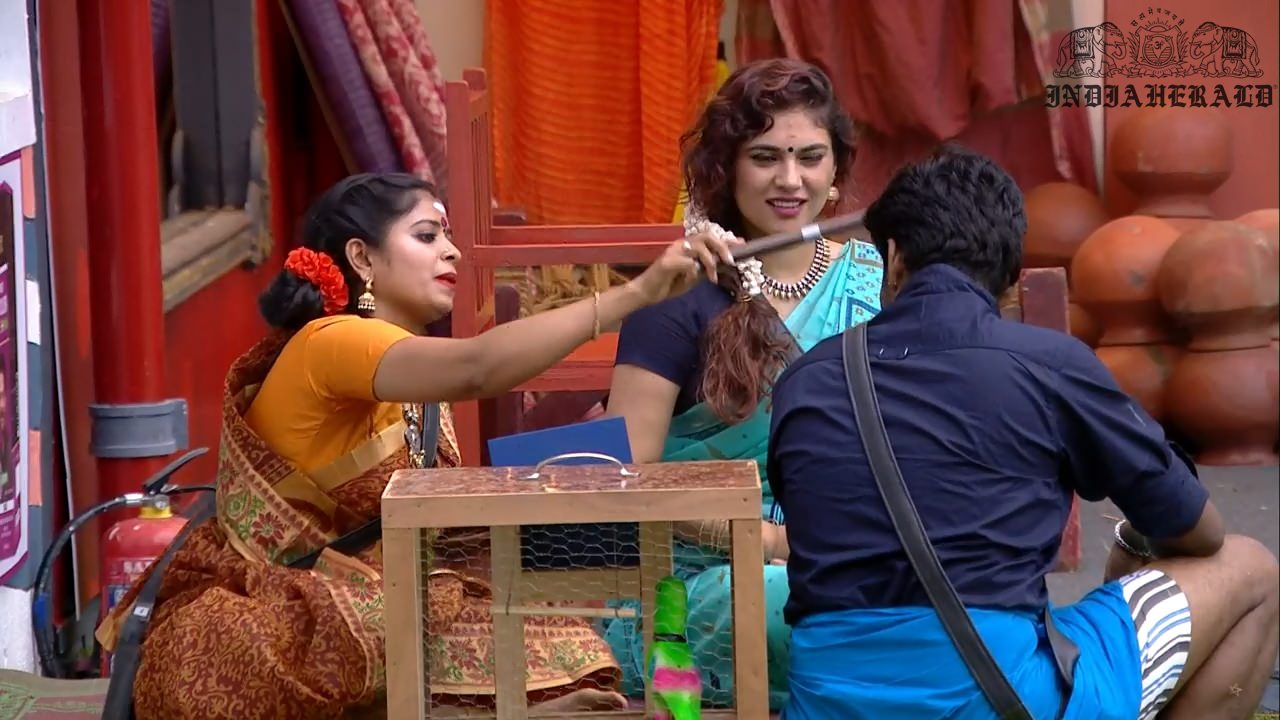 Bigg Boss Tamil Season 3 Day 30 Hot Stills Set 2