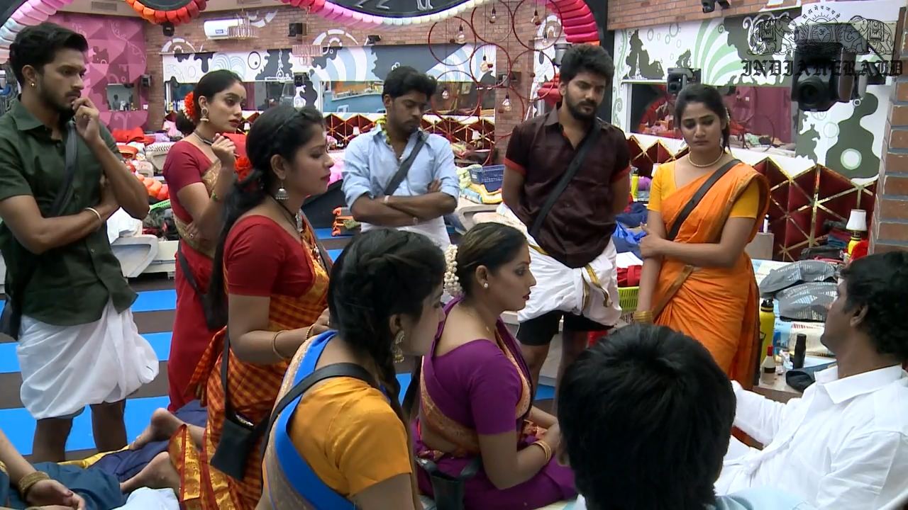 Bigg Boss Tamil Season 3 Day 32 Hot Stills Set 3