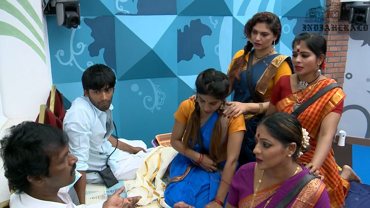 Bigg Boss Tamil Season 3 Day 32 Hot Stills Set 3
