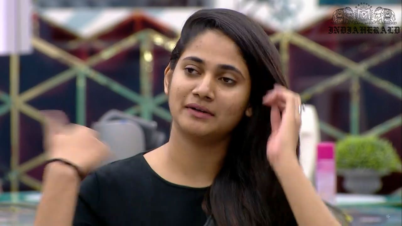 Bigg Boss Tamil Season 3 Day 33 Hot Stills Set 1