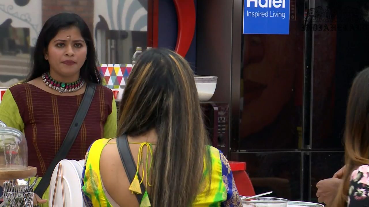 Bigg Boss Tamil Season 3 Day 33 Hot Stills Set 2