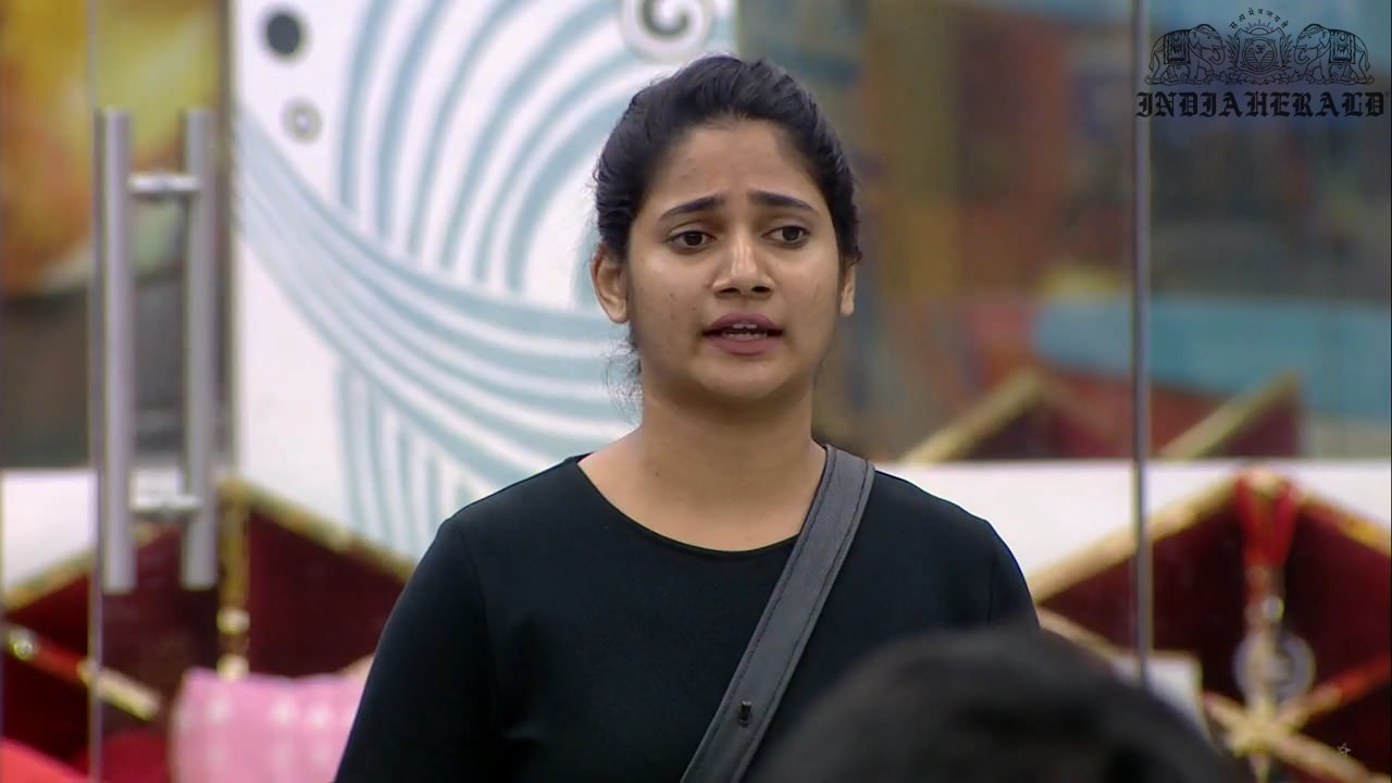 Bigg Boss Tamil Season 3 Day 33 Hot Stills Set 3