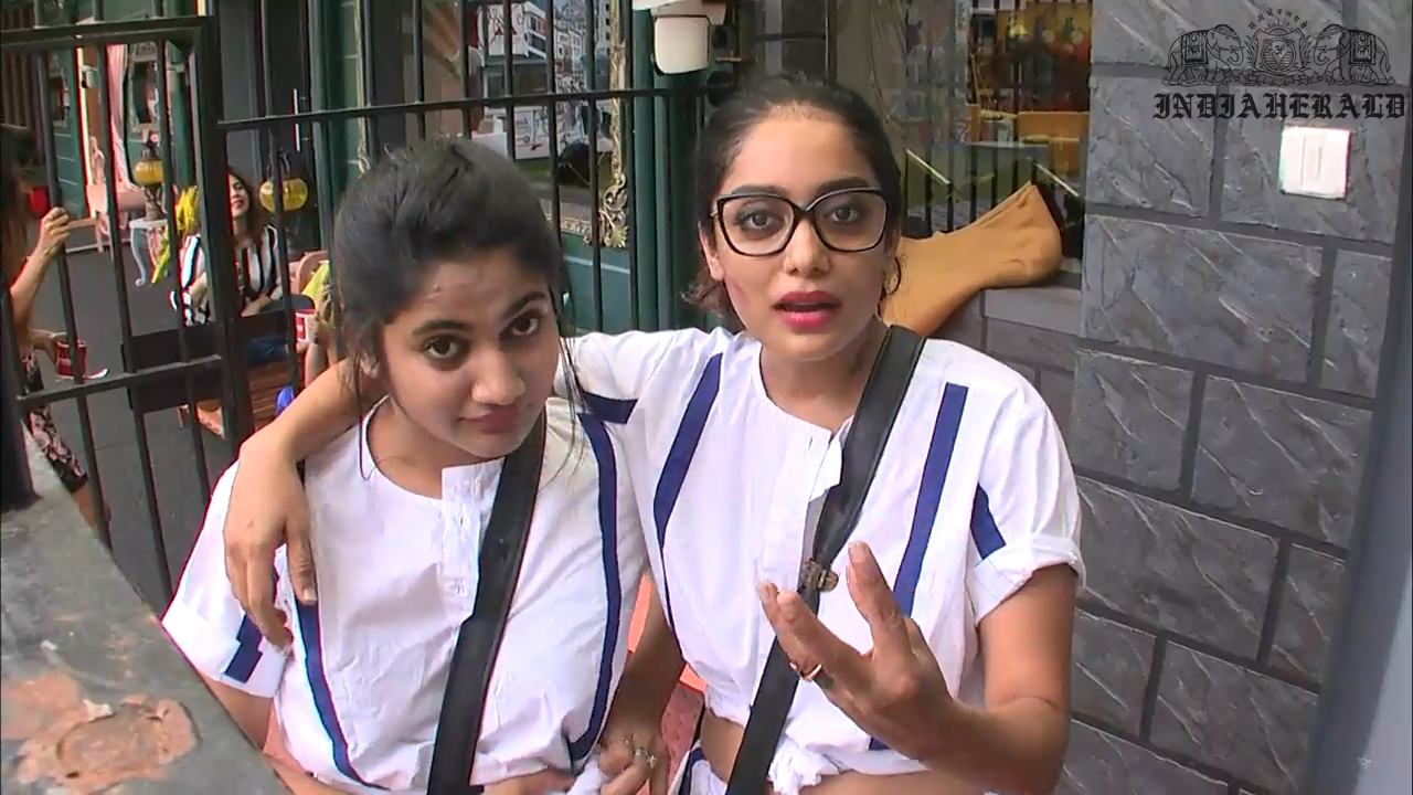 Bigg Boss Tamil Season 3 Day 33 Hot Stills Set 3