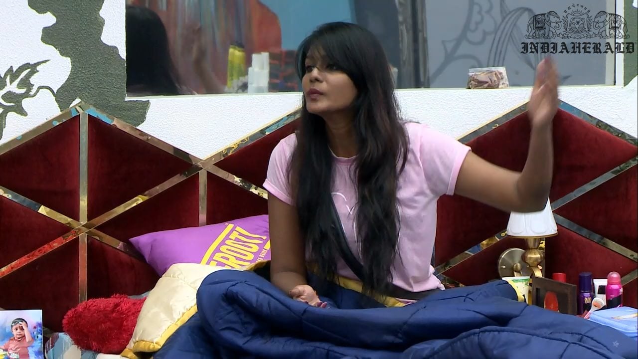 Bigg Boss Tamil Season 3 Day 33 Hot Stills Set 3