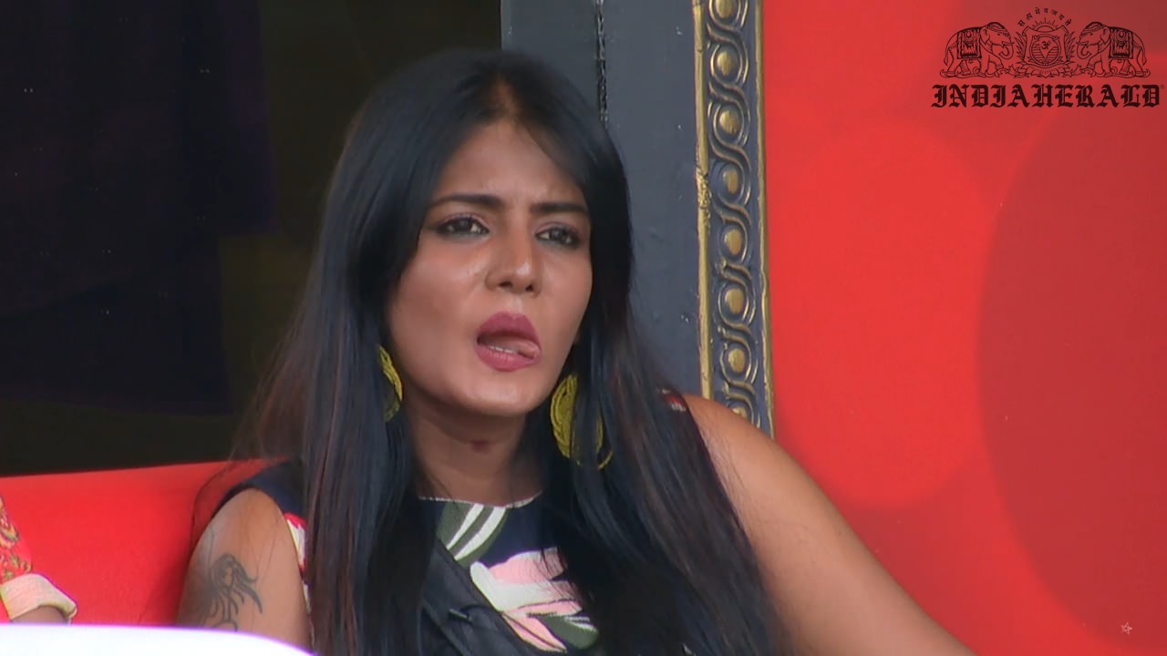 Bigg Boss Tamil Season 3 Day 35 Hot Stills Set 1