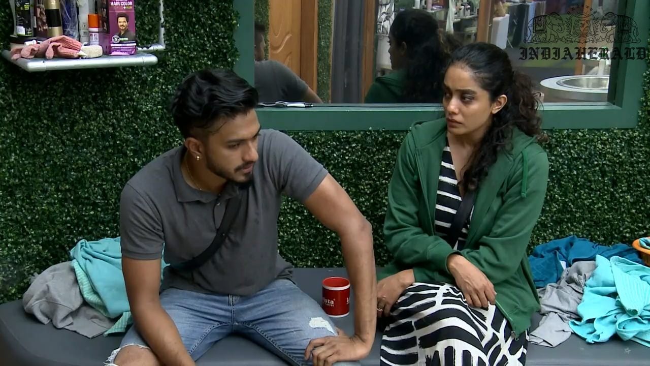 Bigg Boss Tamil Season 3 Day 36Hot Stills Set 3