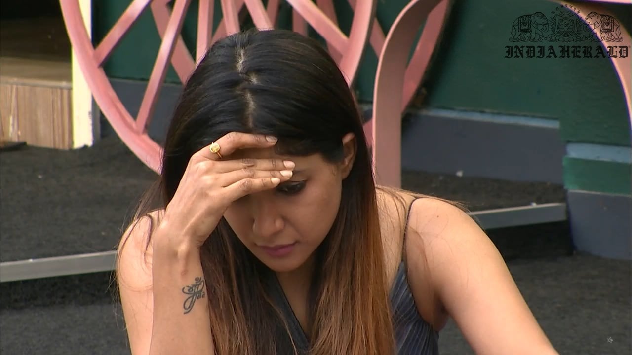 Bigg Boss Tamil Season 3 Day 36Hot Stills Set 3