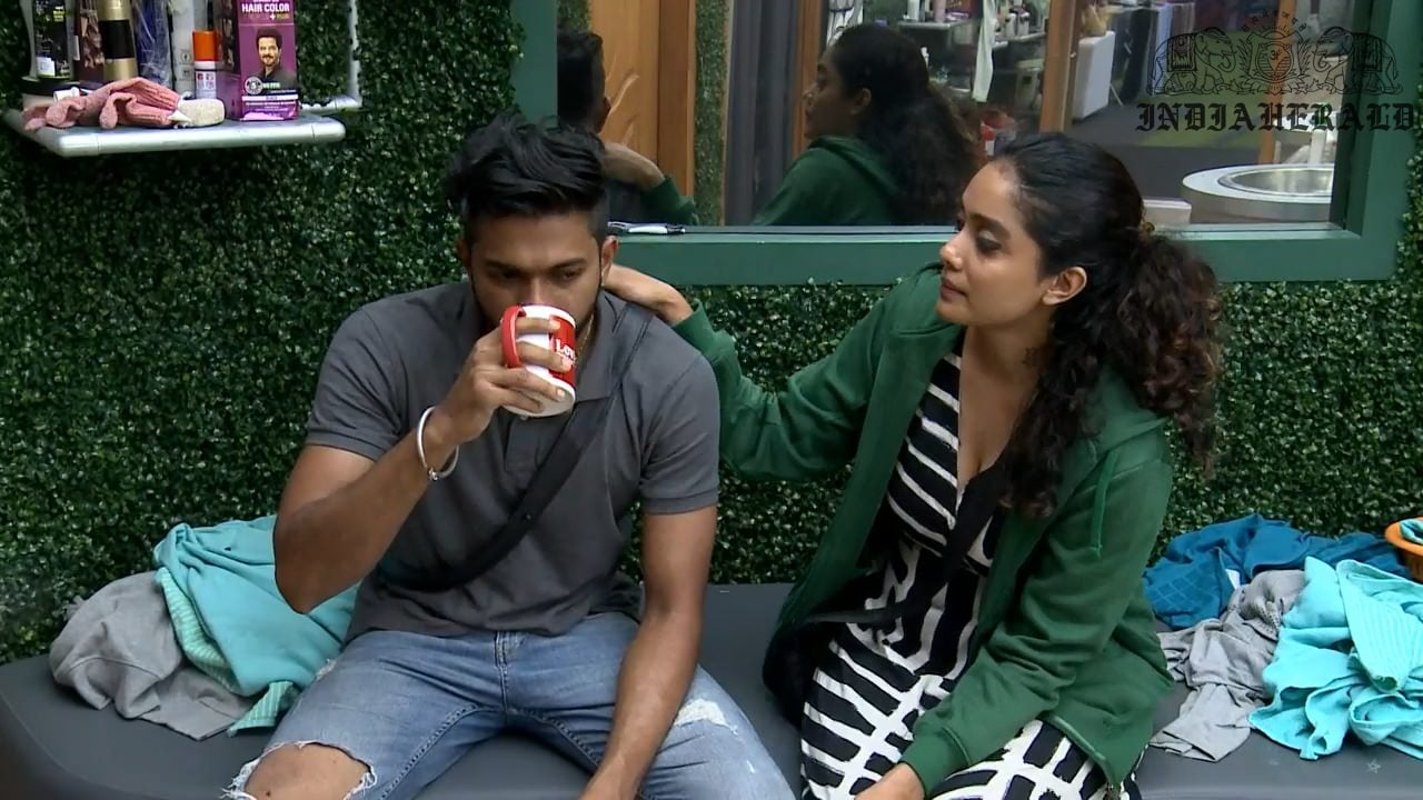 Bigg Boss Tamil Season 3 Day 36Hot Stills Set 3