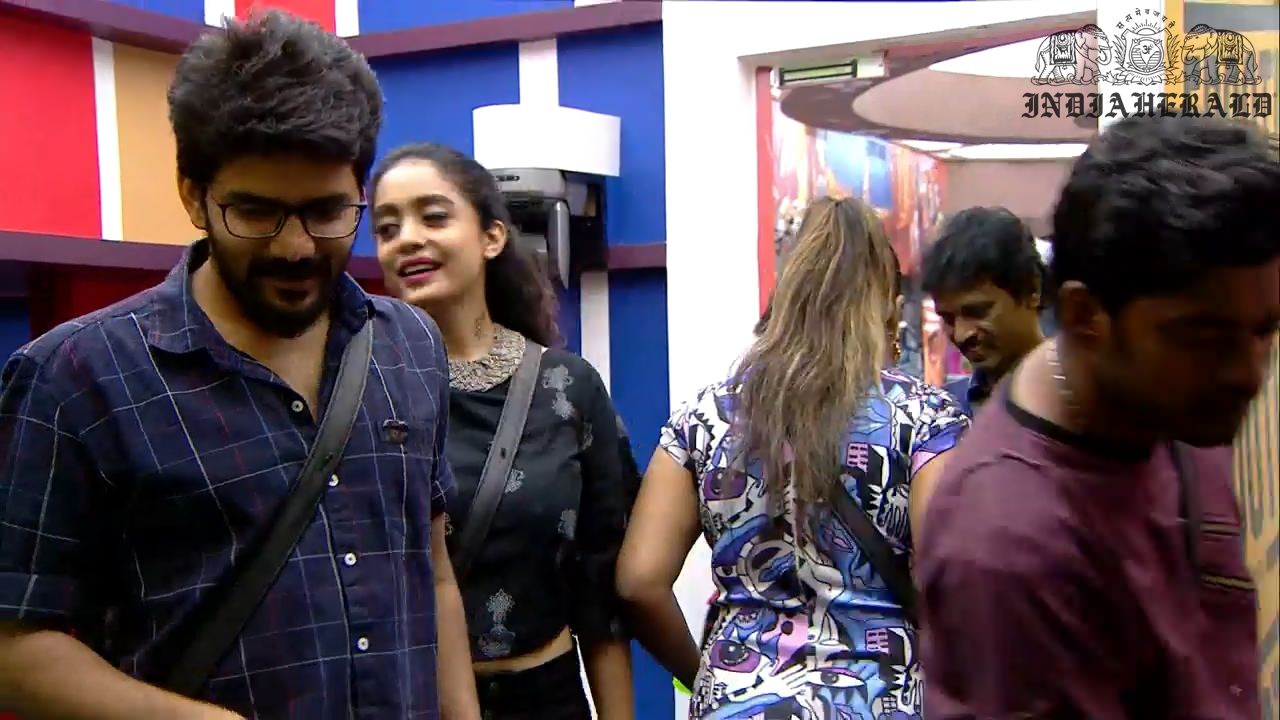 Bigg Boss Tamil Season 3 Day 37 Hot Stills Set 1
