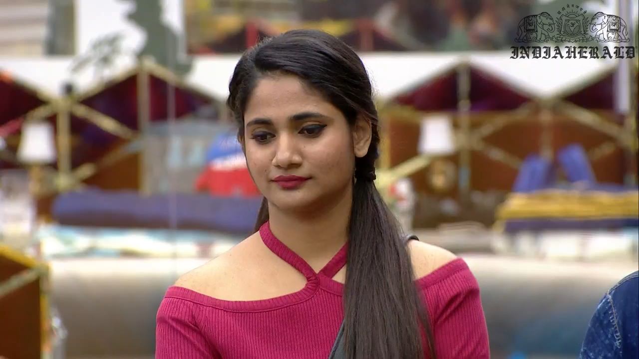 Bigg Boss Tamil Season 3 Day 37 Hot Stills Set 1