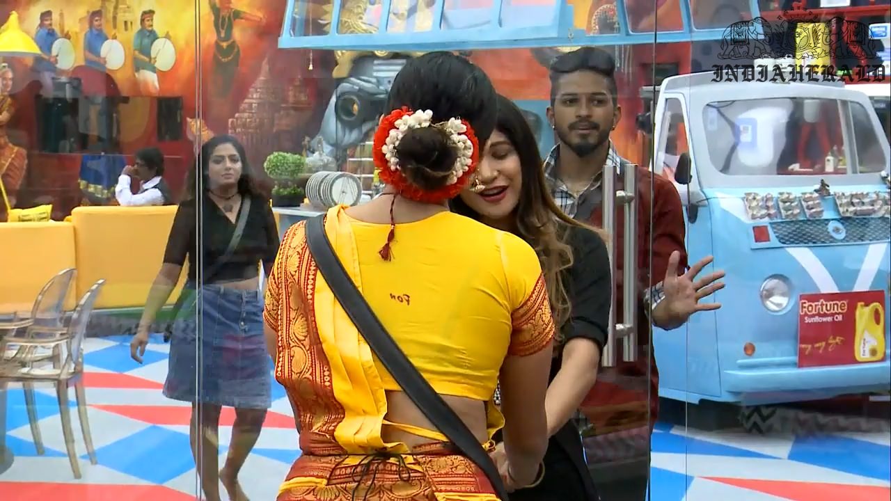 Bigg Boss Tamil Season 3 Day 37 Hot Stills Set 2