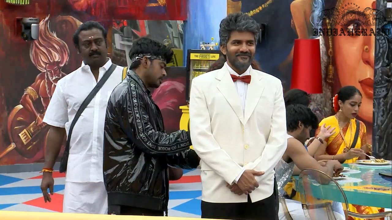 Bigg Boss Tamil Season 3 Day 37 Hot Stills Set 3