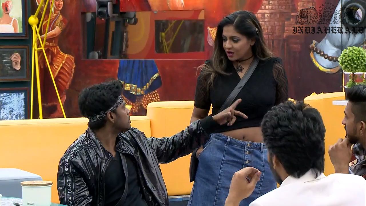 Bigg Boss Tamil Season 3 Day 37 Hot Stills Set 3