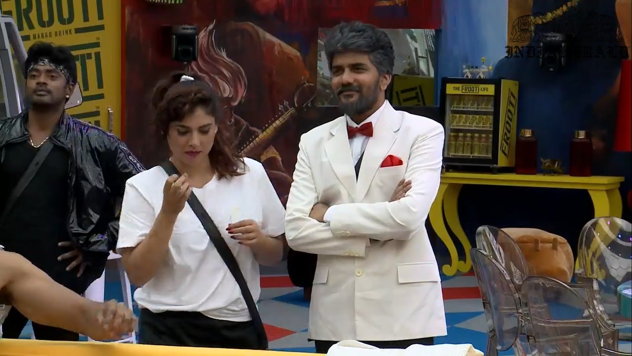 Bigg Boss Tamil Season 3 Day 37 Hot Stills Set 3