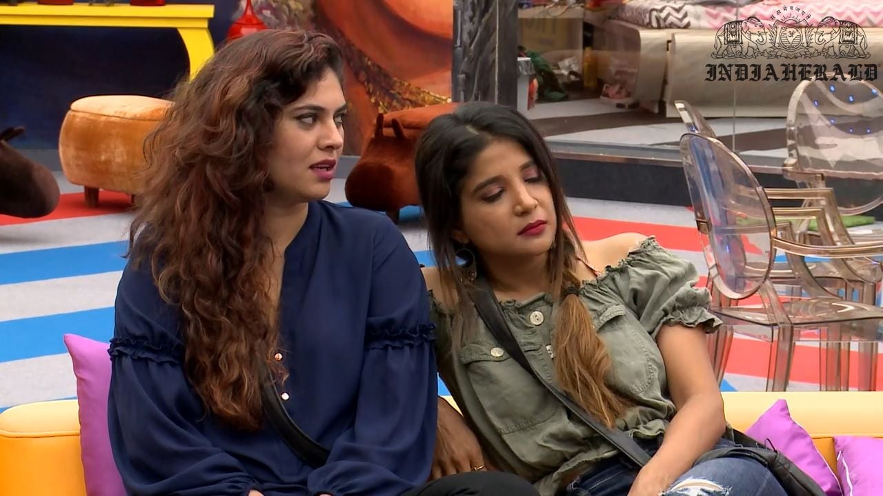 Bigg Boss Tamil Season 3 Day 38 Hot Stills Set 2