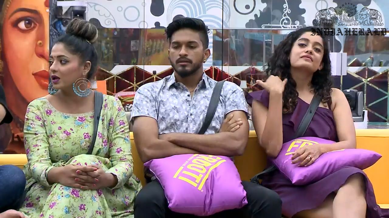 Bigg Boss Tamil Season 3 Day 40 Hot Stills Set 1