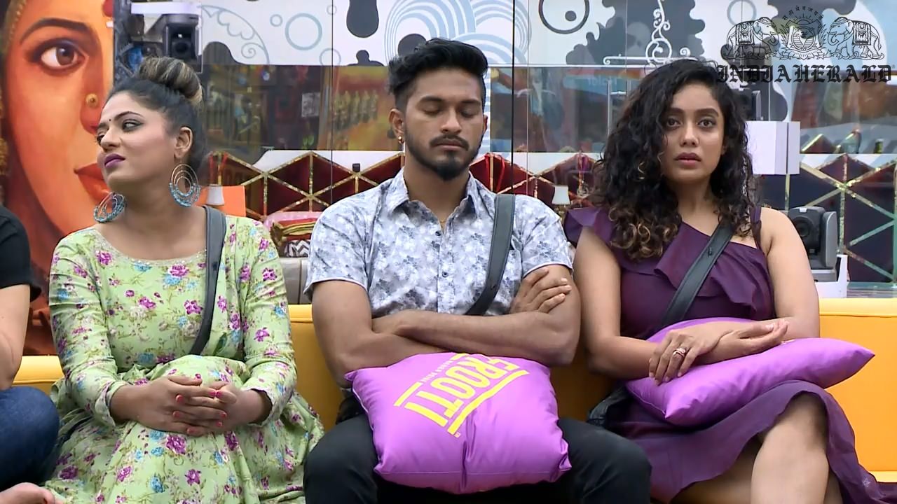 Bigg Boss Tamil Season 3 Day 40 Hot Stills Set 1