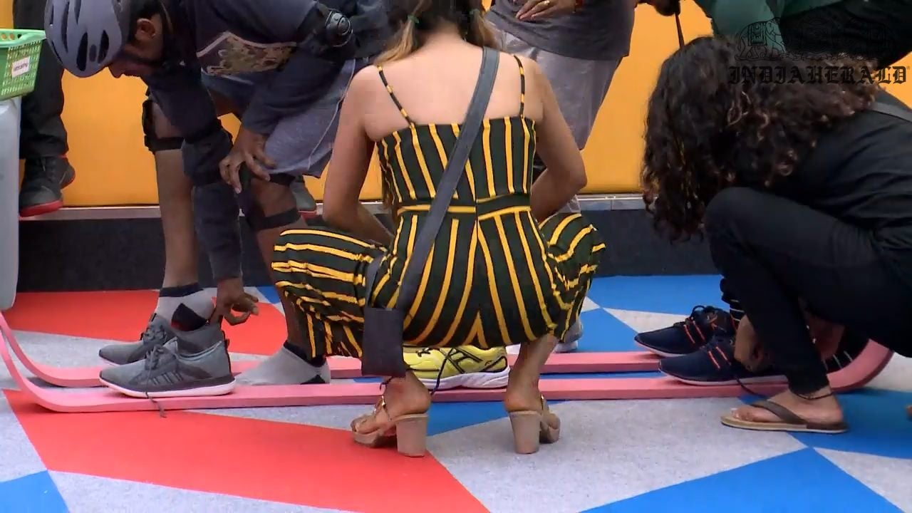 Bigg Boss Tamil Season 3 Day 40 Hot Stills Set 3