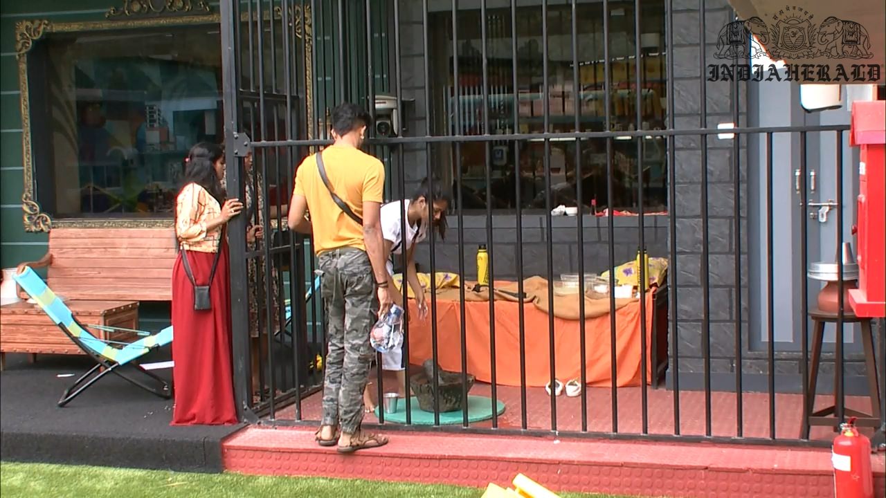 Bigg Boss Tamil Season 3 Day 41 Hot Stills Set 1