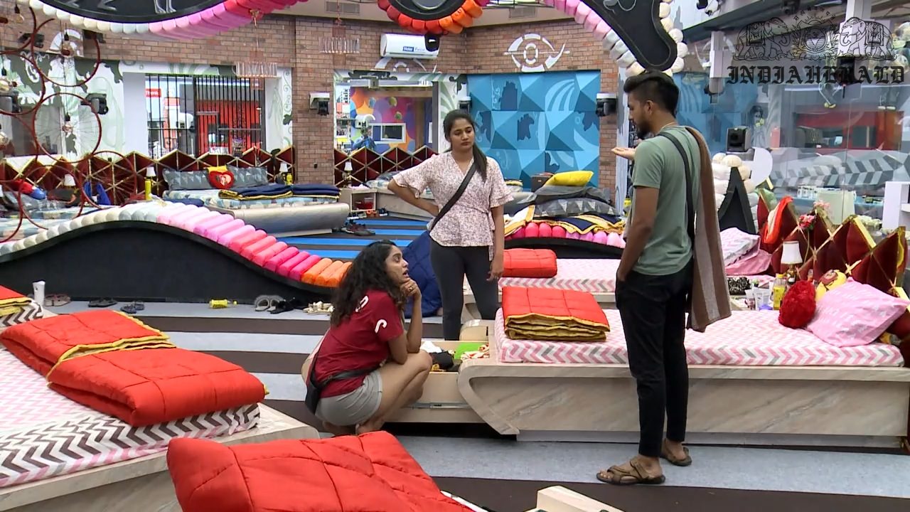 Bigg Boss Tamil Season 3 Day 44 Hot Stills Set 1