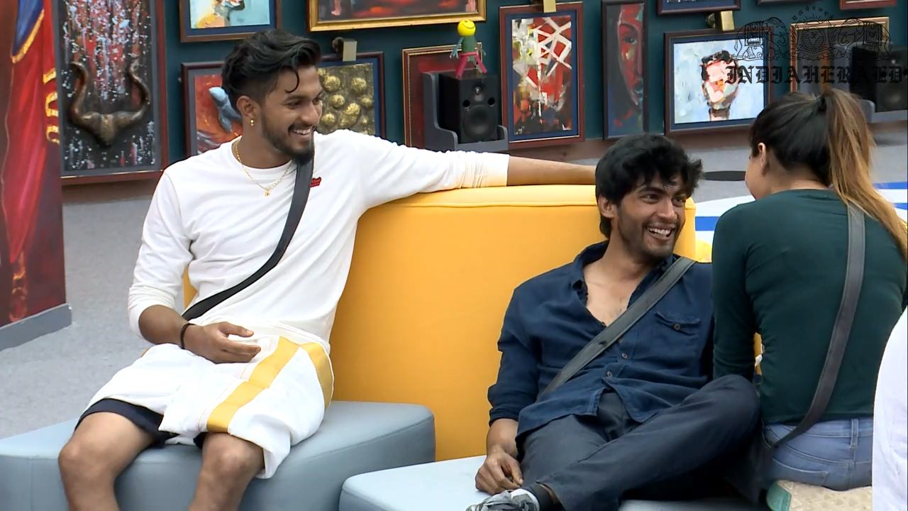 Bigg Boss Tamil Season 3 Day 44 Hot Stills Set 2