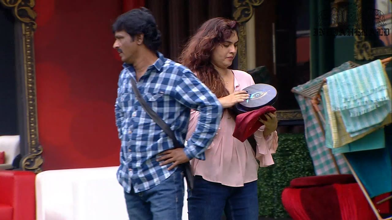 Bigg Boss Tamil Season 3 Day 44 Hot Stills Set 2