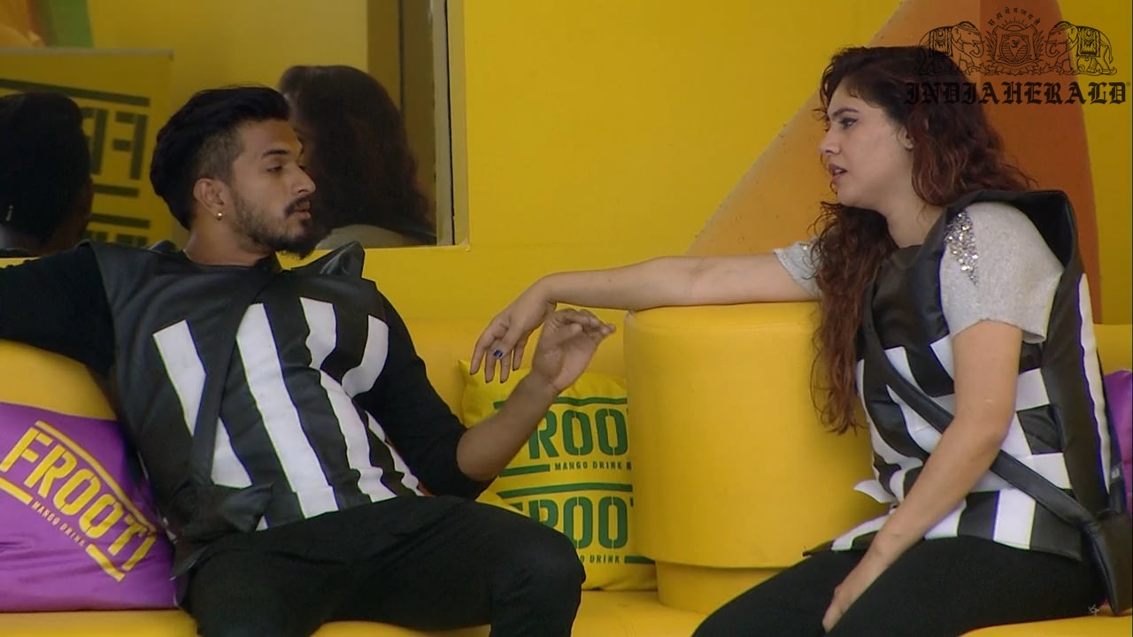 Bigg Boss Tamil Season 3 Day 45 Hot Stills Set 1