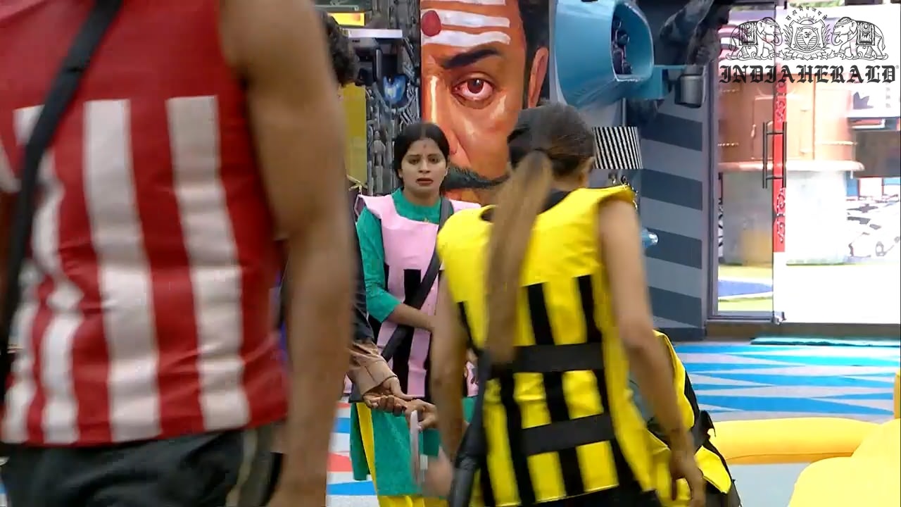 Bigg Boss Tamil Season 3 Day 45 Hot Stills Set 2