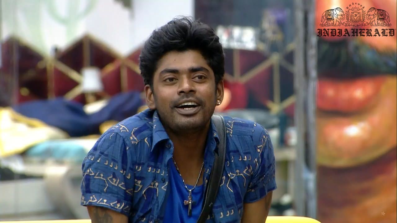 Bigg Boss Tamil Season 3 Day 45 Hot Stills Set 2