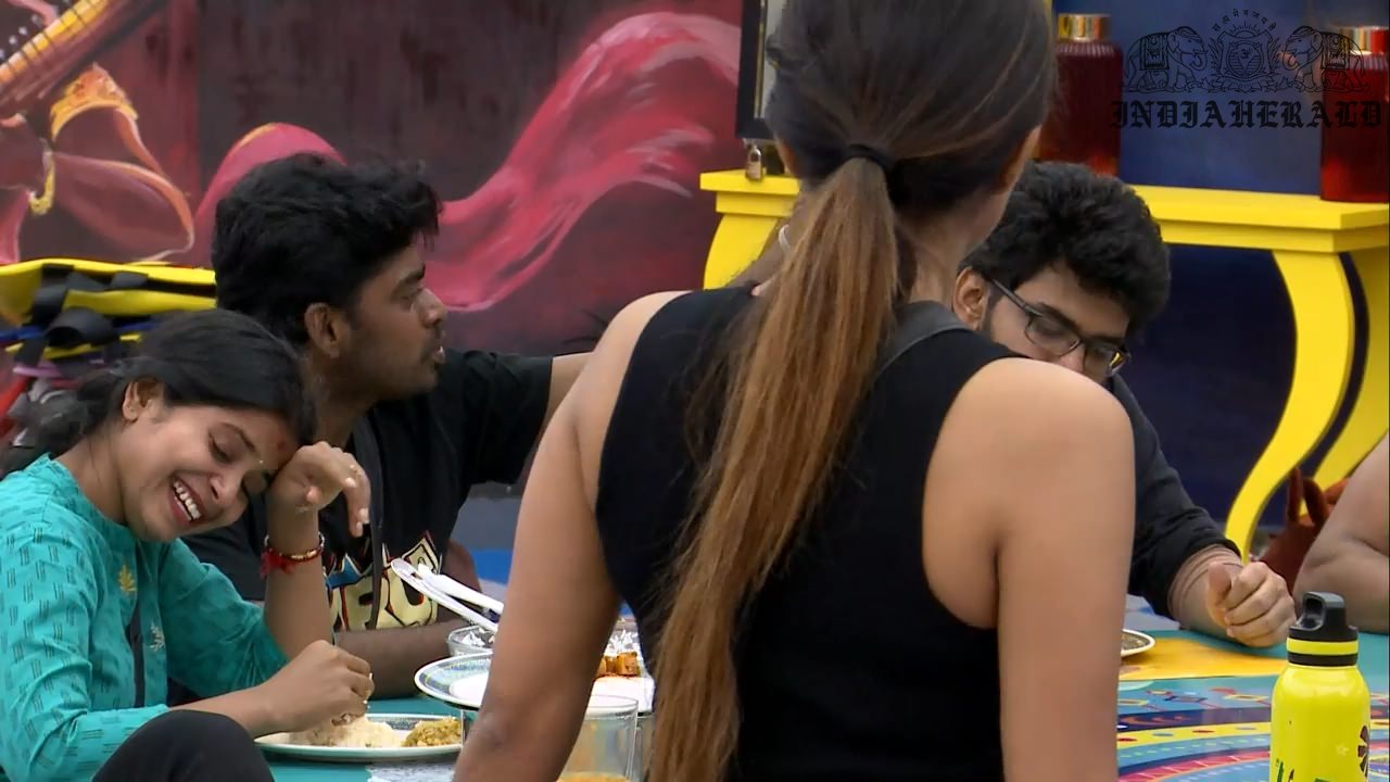 Bigg Boss Tamil Season 3 Day 45 Hot Stills Set 2
