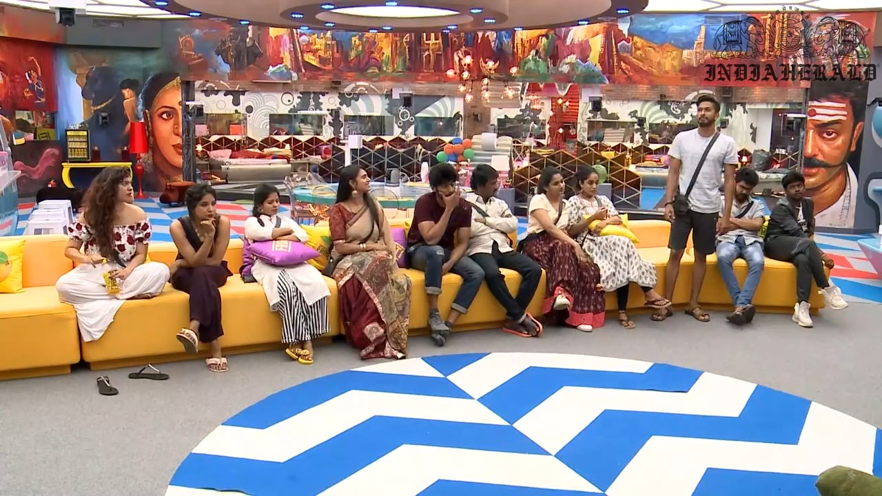 Bigg Boss Tamil Season 3 Day 46 Hot Stills Set 2