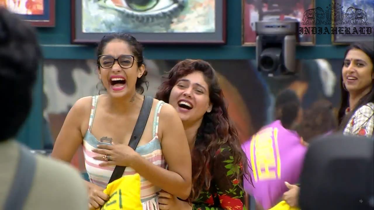 Bigg Boss Tamil Season 3 Day 47 Hot Stills Set 2