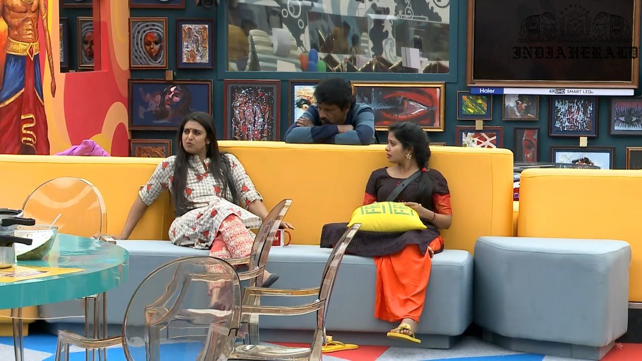 Bigg Boss Tamil Season 3 Day 47 Hot Stills Set 2
