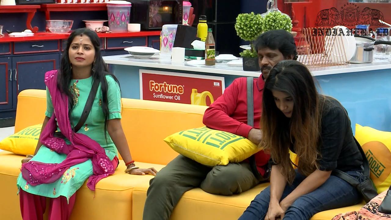 Bigg Boss Tamil Season 3 Day 48 Hot Stills Set 1