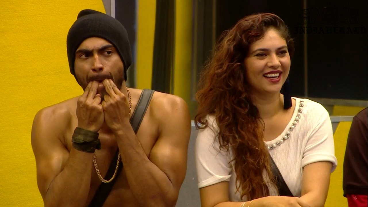 Bigg Boss Tamil Season 3 Day 48 Hot Stills Set 2
