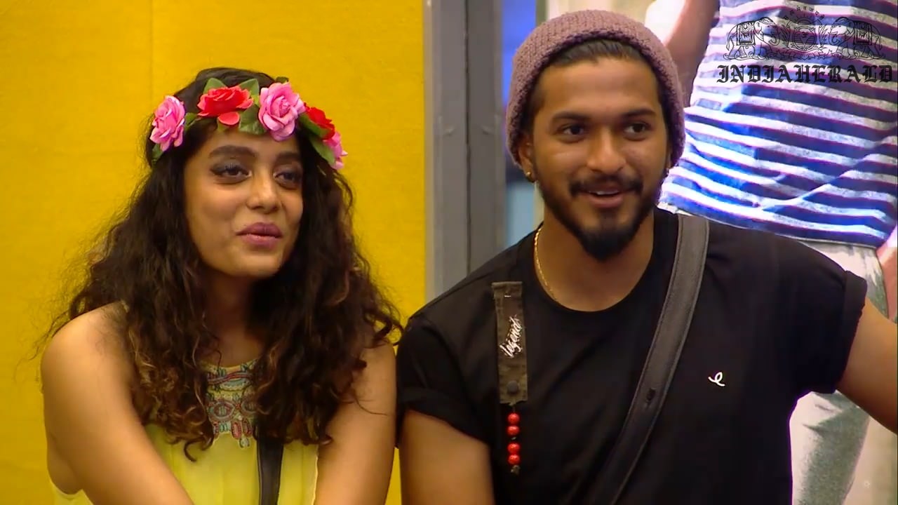 Bigg Boss Tamil Season 3 Day 48 Hot Stills Set 2