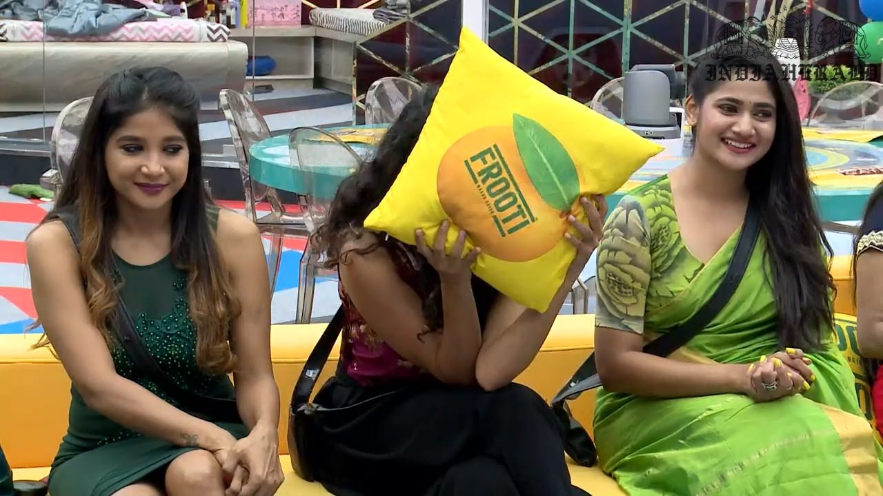 Bigg Boss Tamil Season 3 Day 48 Hot Stills Set 3