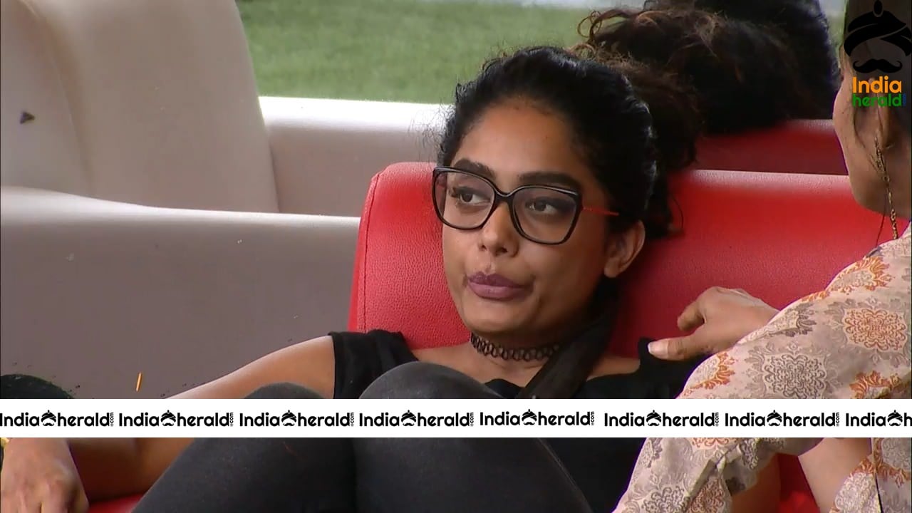 Bigg Boss Tamil Season 3 Day 50 Hot Stills Set 2