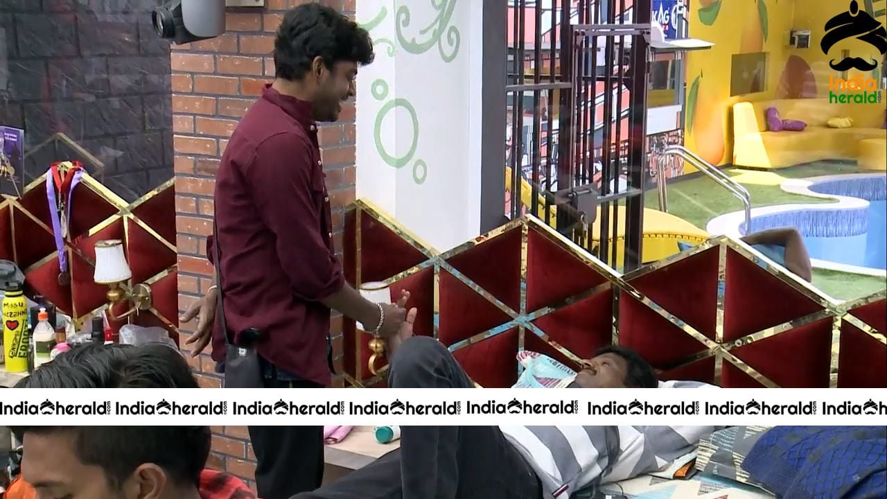 Bigg Boss Tamil Season 3 Day 50 Hot Stills Set 2