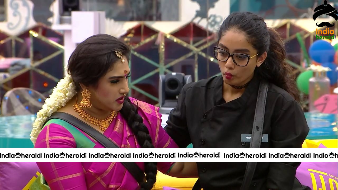 Bigg Boss Tamil Season 3 Day 50 Hot Stills Set 3