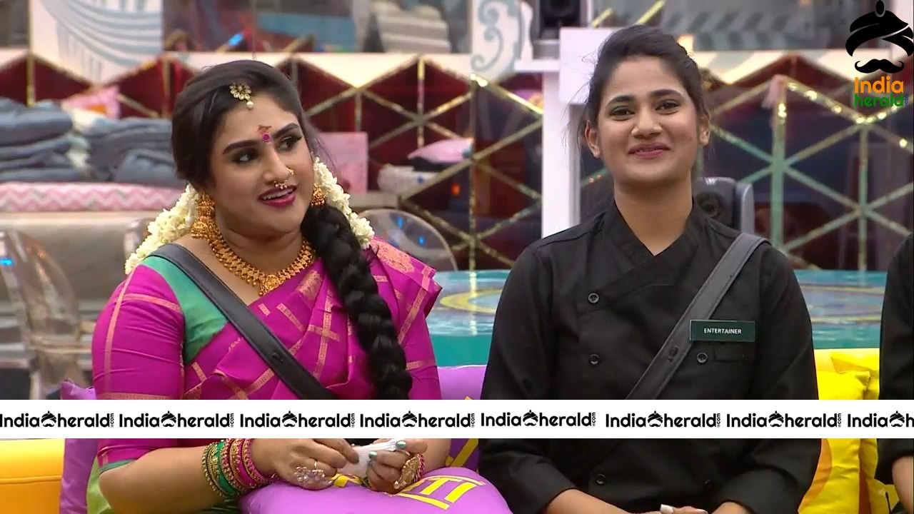 Bigg Boss Tamil Season 3 Day 50 Hot Stills Set 3