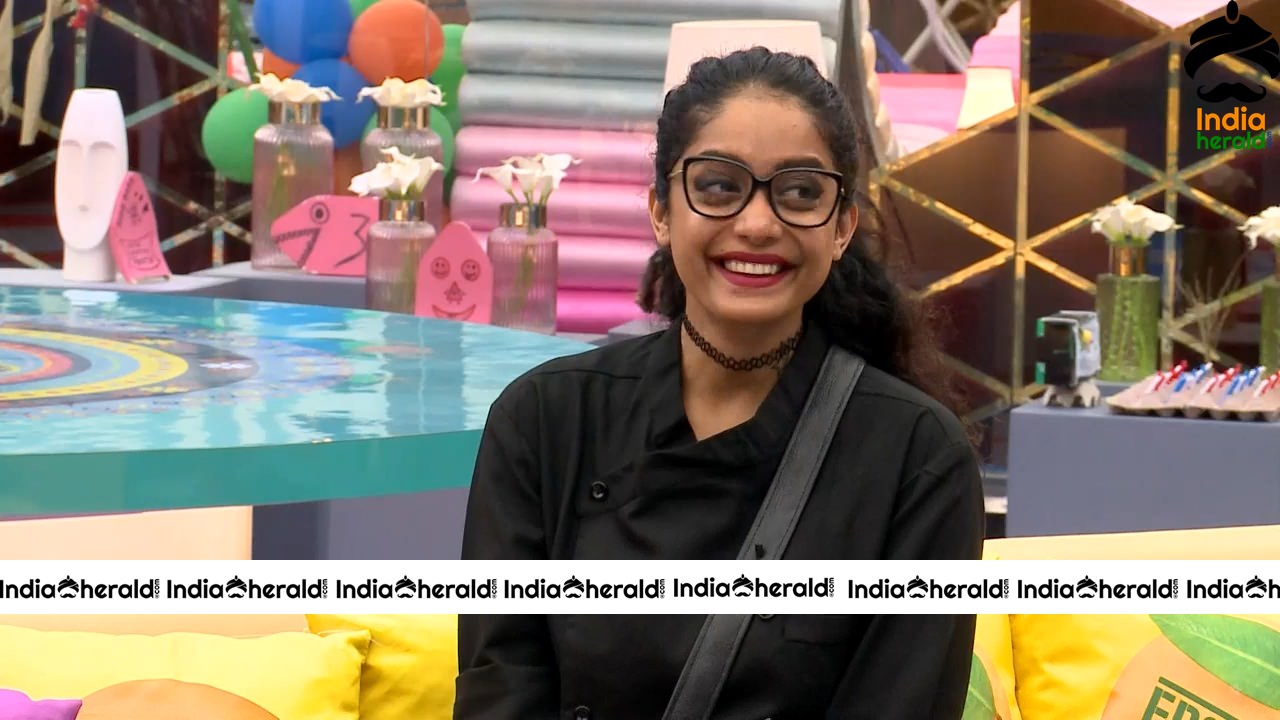 Bigg Boss Tamil Season 3 Day 50 Hot Stills Set 3
