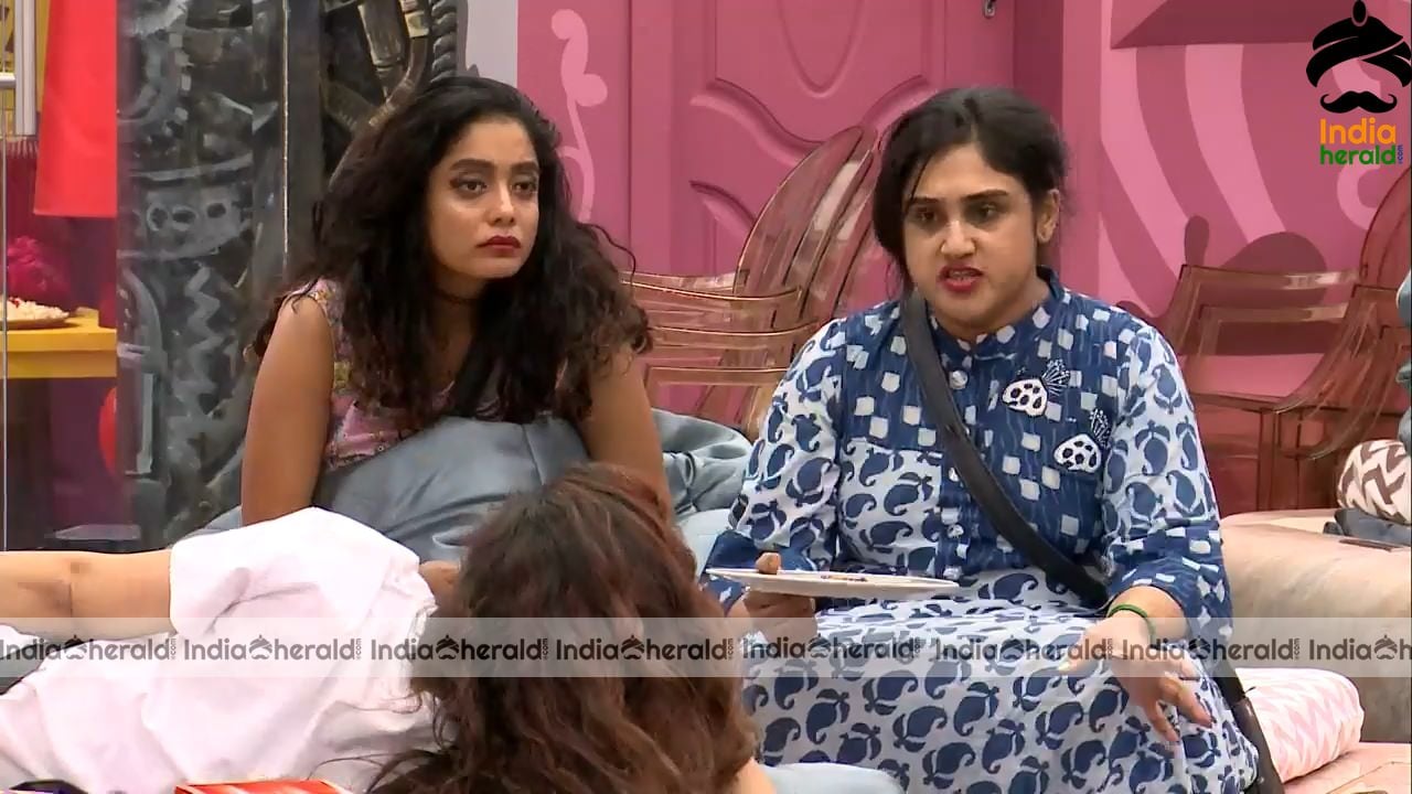 Bigg Boss Tamil Season 3 Day 51 Hot Stills Set 1