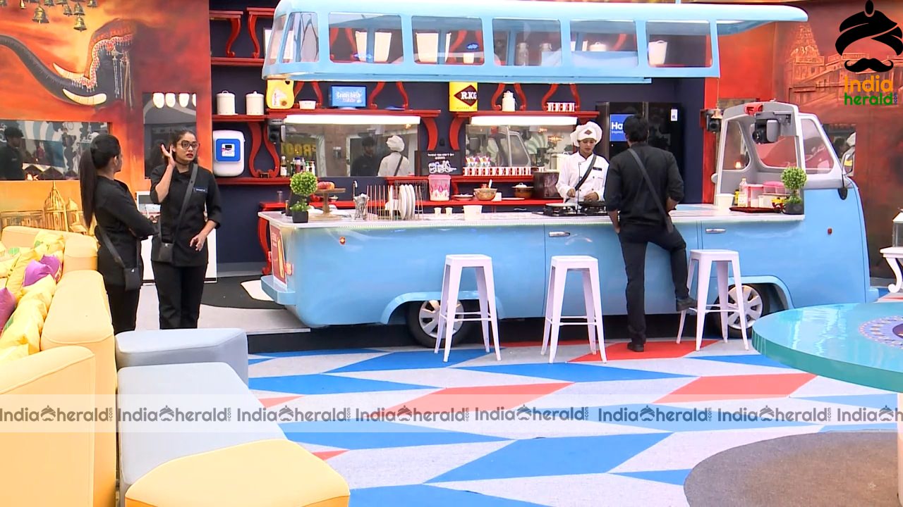 Bigg Boss Tamil Season 3 Day 51 Hot Stills Set 1