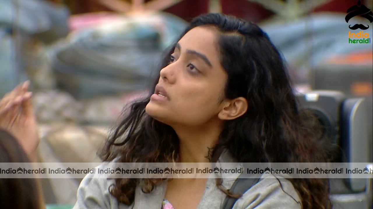 Bigg Boss Tamil Season 3 Day 51 Hot Stills Set 1