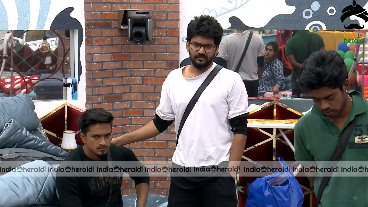 Bigg Boss Tamil Season 3 Day 51 Hot Stills Set 3